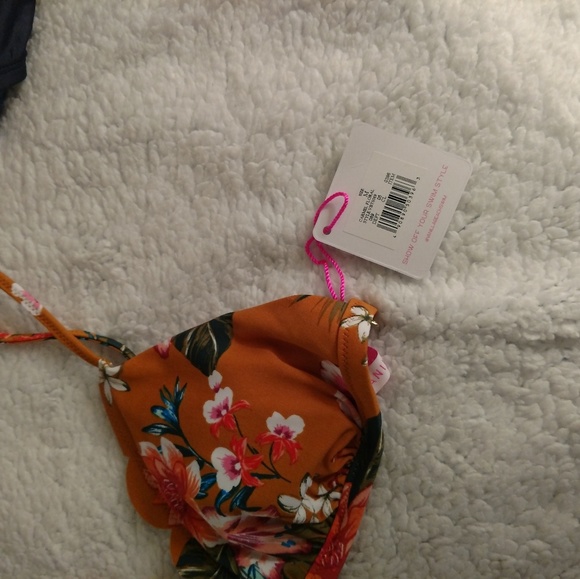 Vanilla Beach Bikini top - Picture 6 of 8